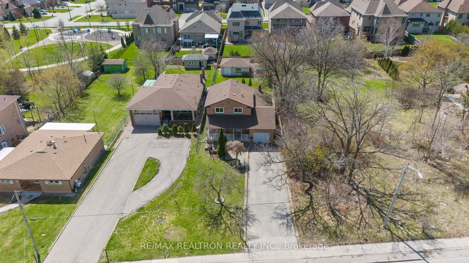 173 Elgin Mills Road W • Richmond Hill, ON photo 2