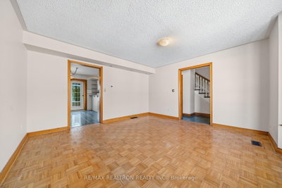 173 Elgin Mills Road W • Richmond Hill, ON photo 4
