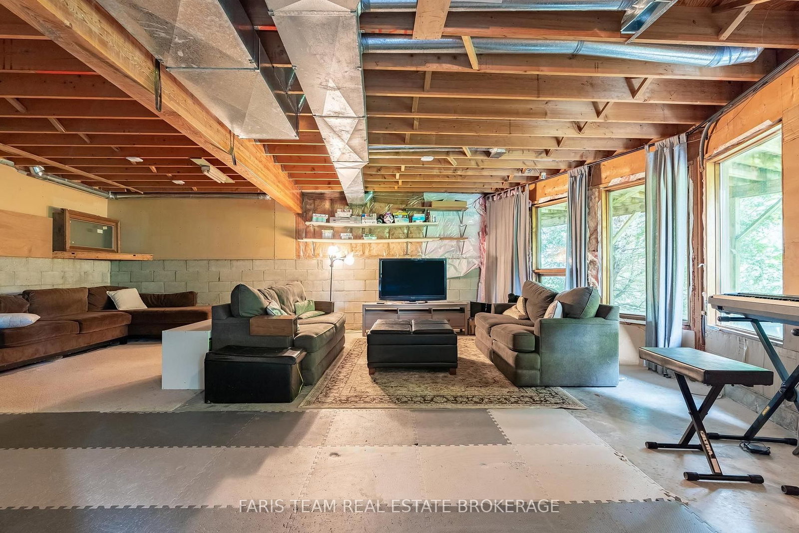 1805 County Road 50 • New Tecumseth, ON photo 22