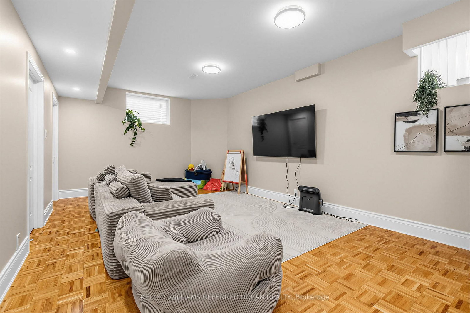 18 Yongeview Avenue • Richmond Hill, ON photo 24