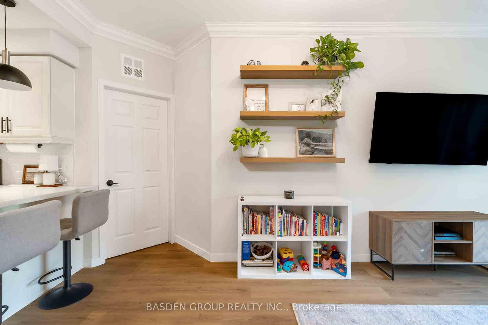 1 Maison Parc Court • #309 • Vaughan, ON photo 17