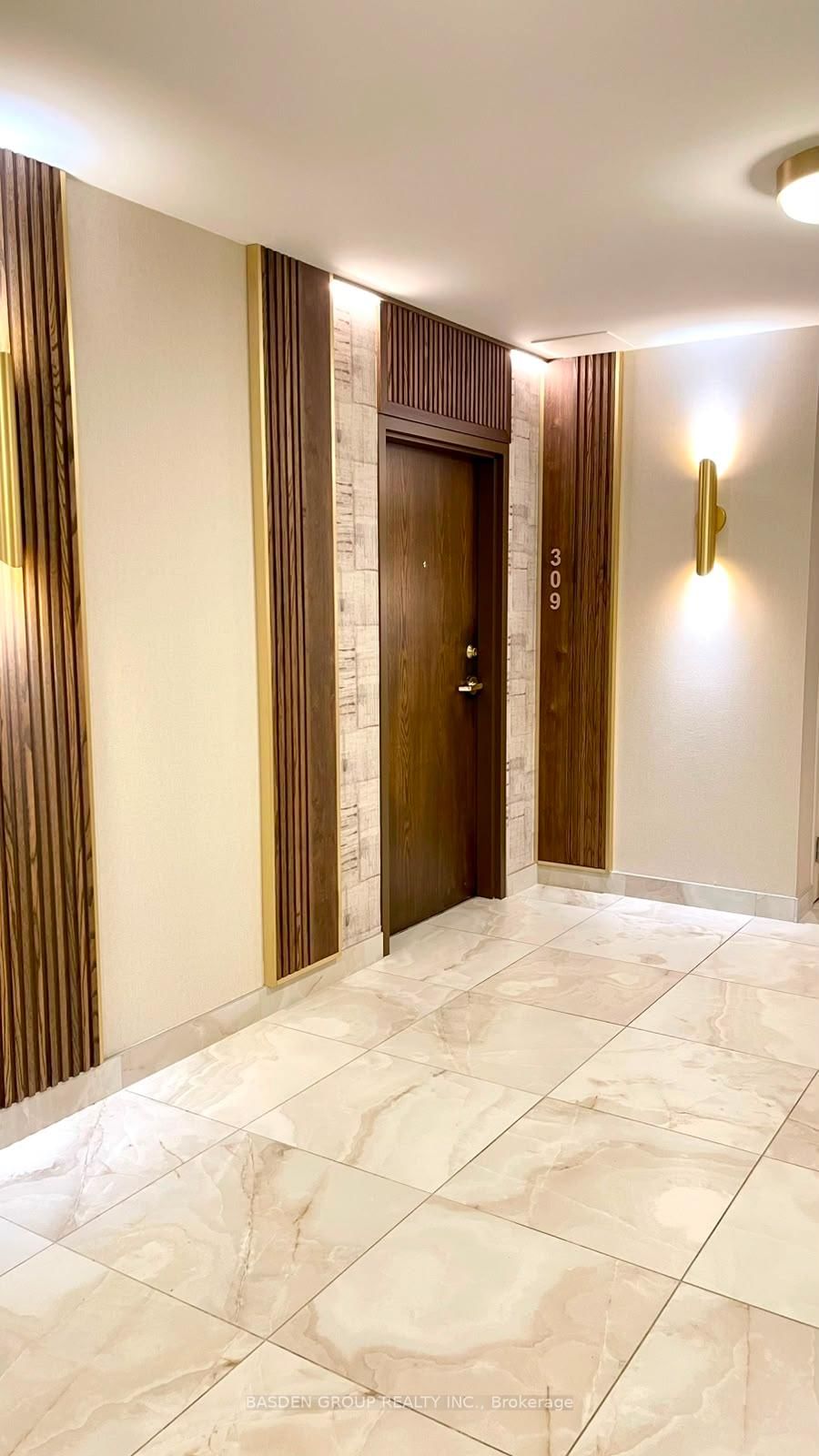 1 Maison Parc Court • #309 • Vaughan, ON photo 5