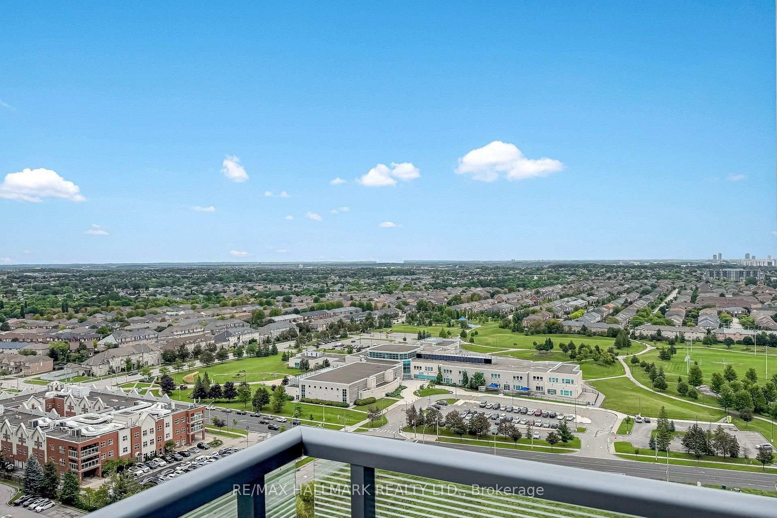 55 Oneida Crescent • #PH 10 • Richmond Hill, ON photo 16