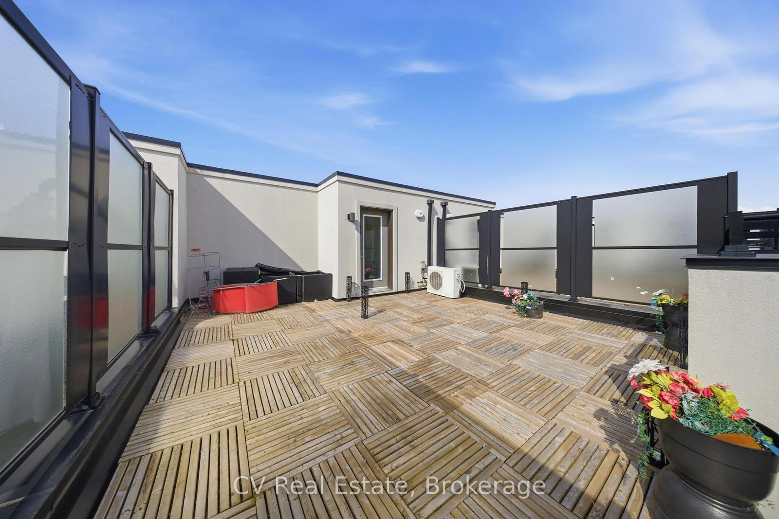 500 Alex Gardner Circle • #104 • Aurora, ON photo 37