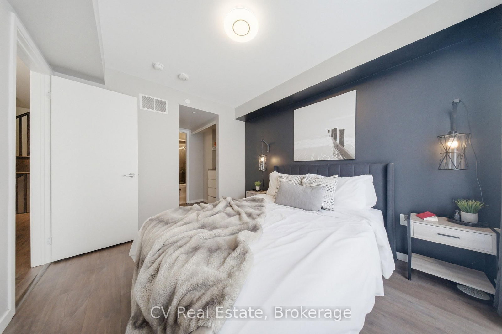 500 Alex Gardner Circle • #104 • Aurora, ON photo 4