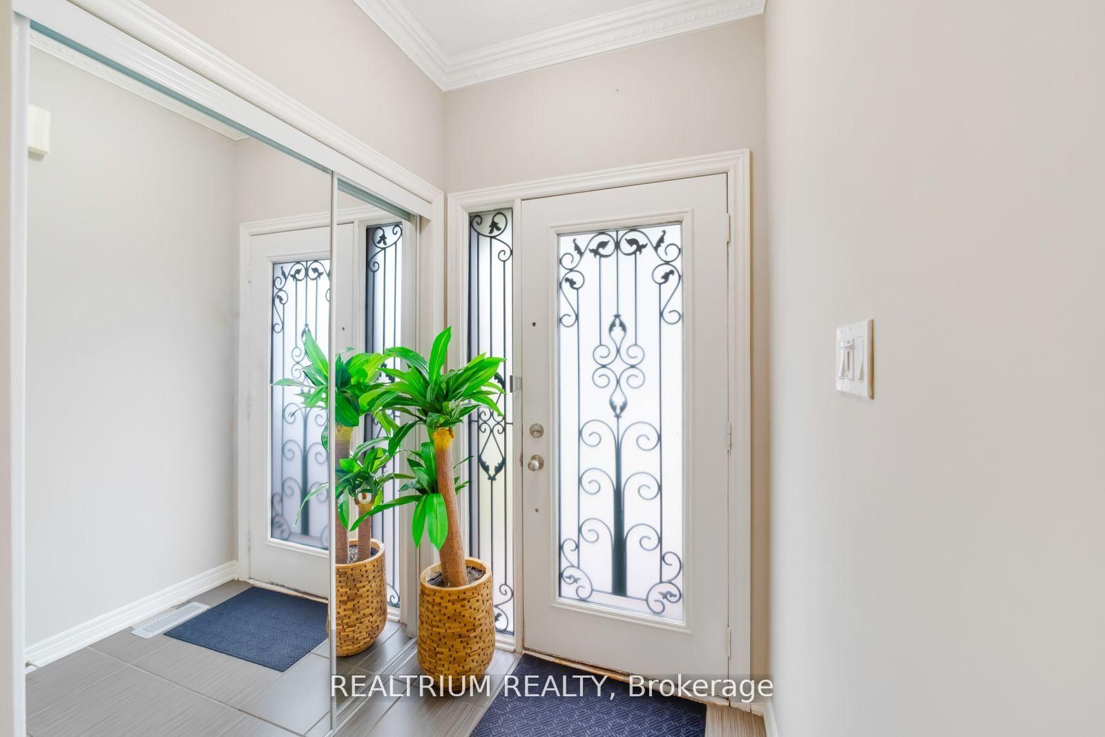 282 Sandale Road • Whitchurch-Stouffville, ON photo 3