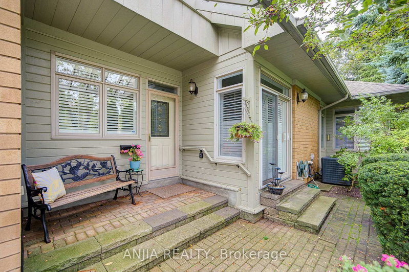 52 Augusta Drive Way