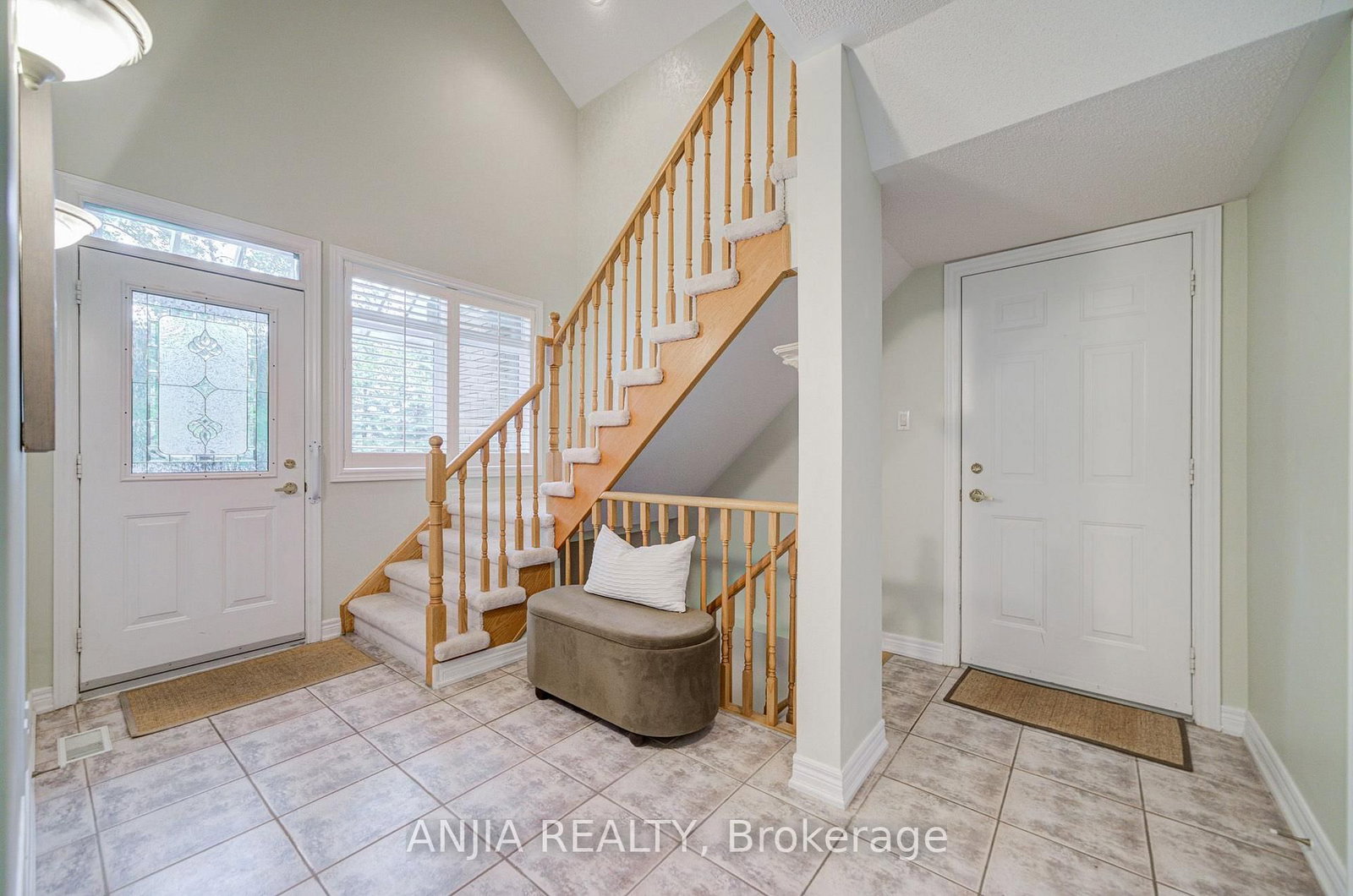 52 Augusta Drive Way • Markham, ON photo 4