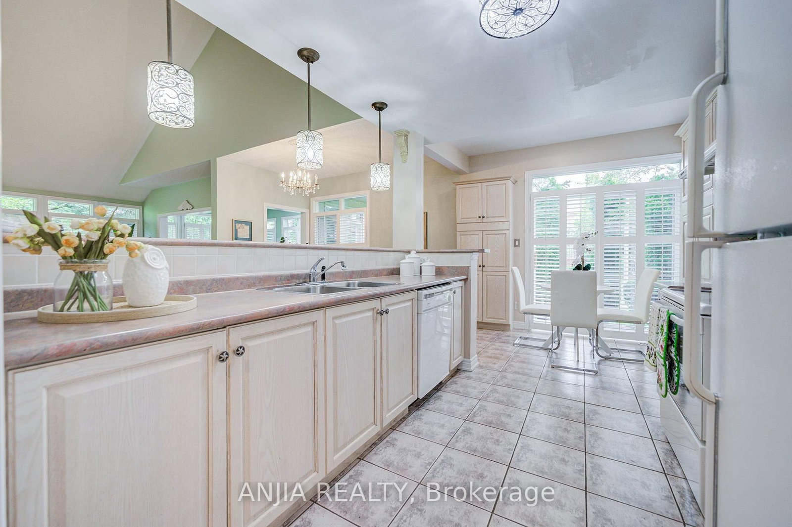 52 Augusta Drive Way • Markham, ON photo 5