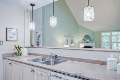 52 Augusta Drive Way • Markham, ON photo 8