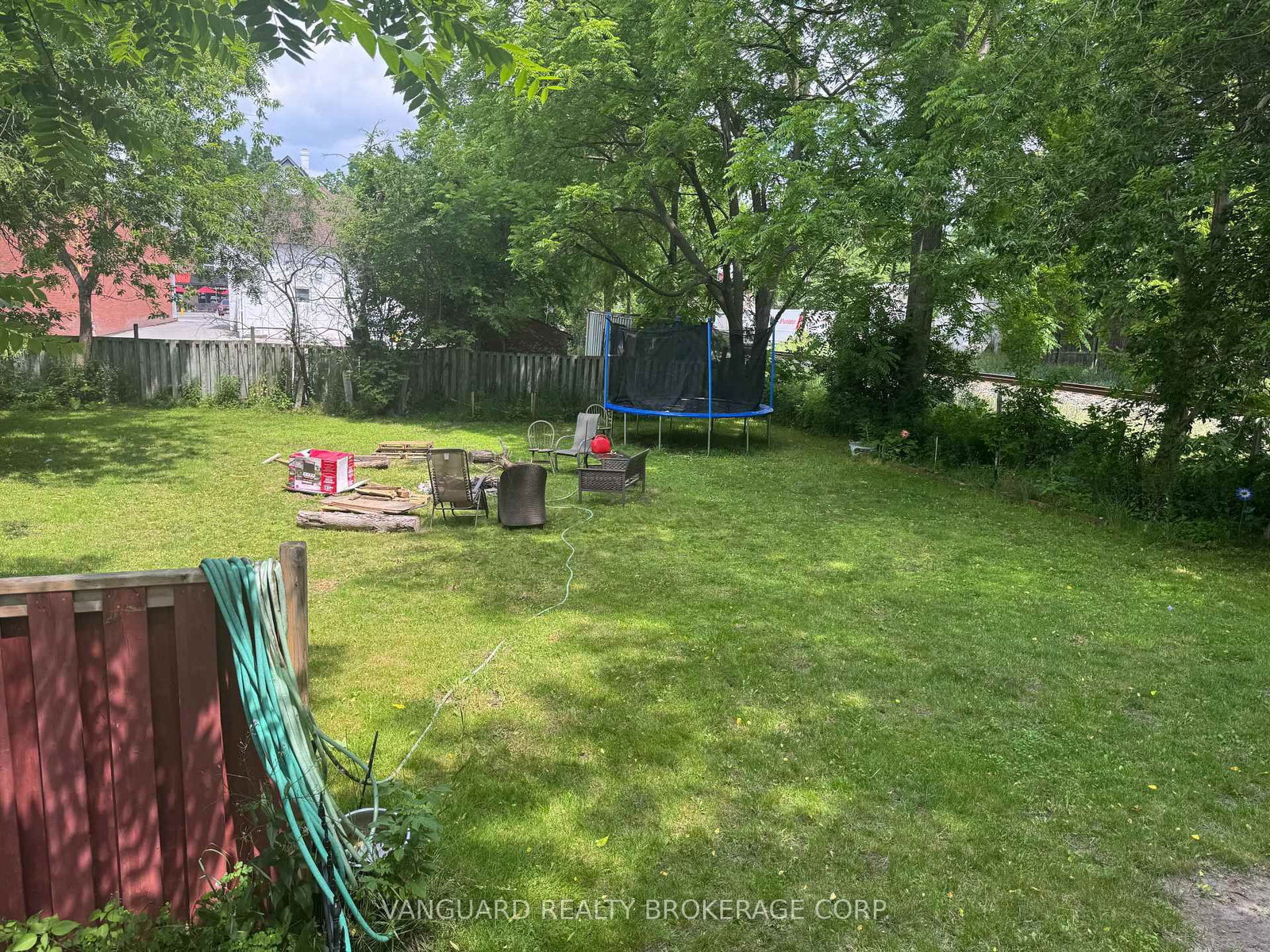 76 Wellington Street • New Tecumseth, ON photo 27