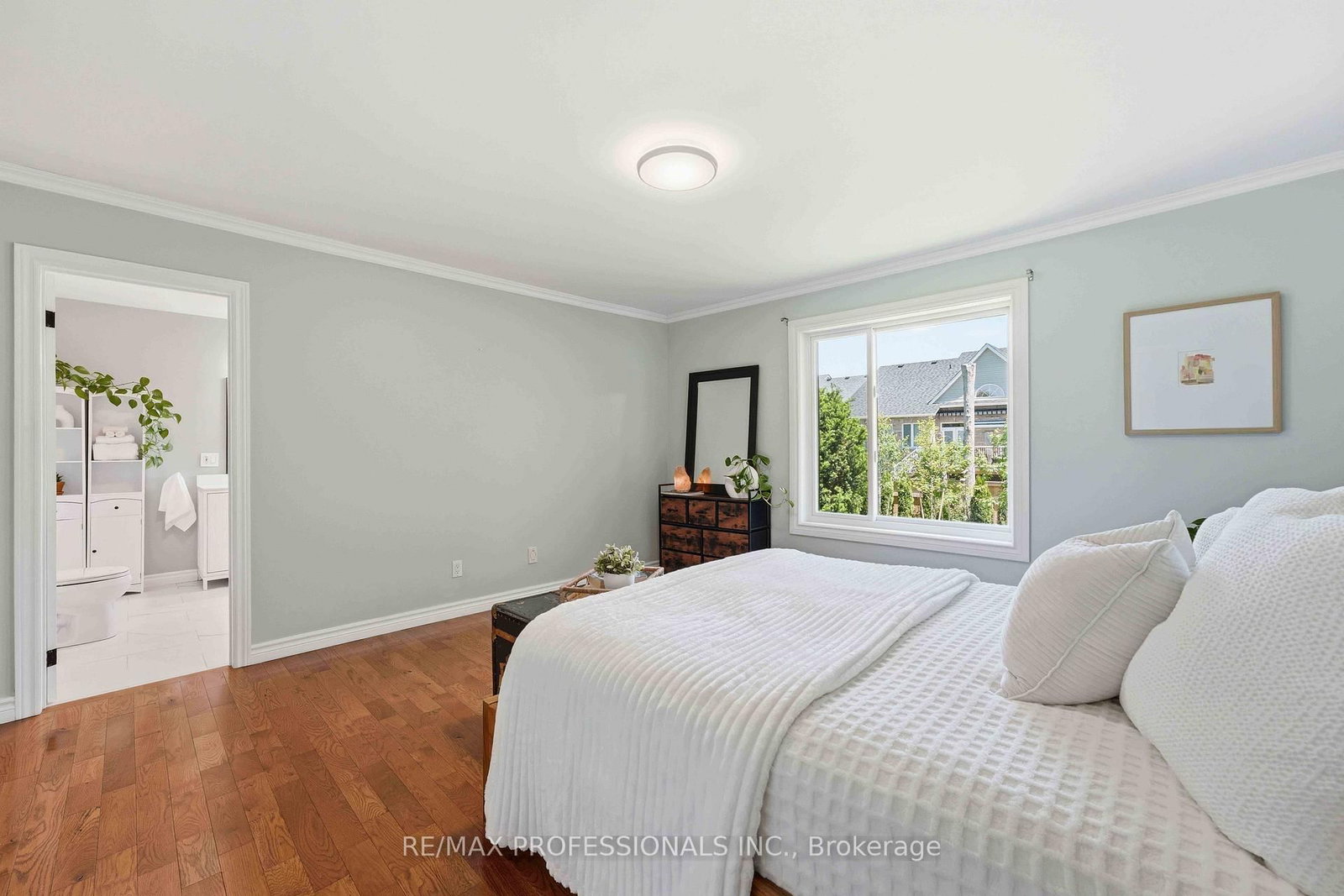 101 Maple Avenue • Georgina, ON photo 18