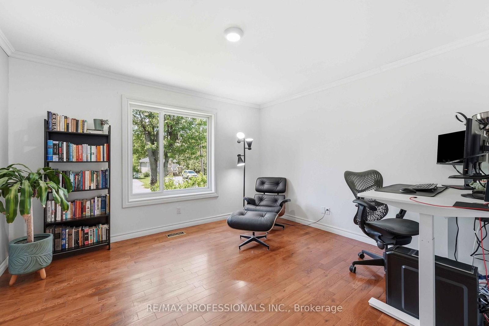 101 Maple Avenue • Georgina, ON photo 21