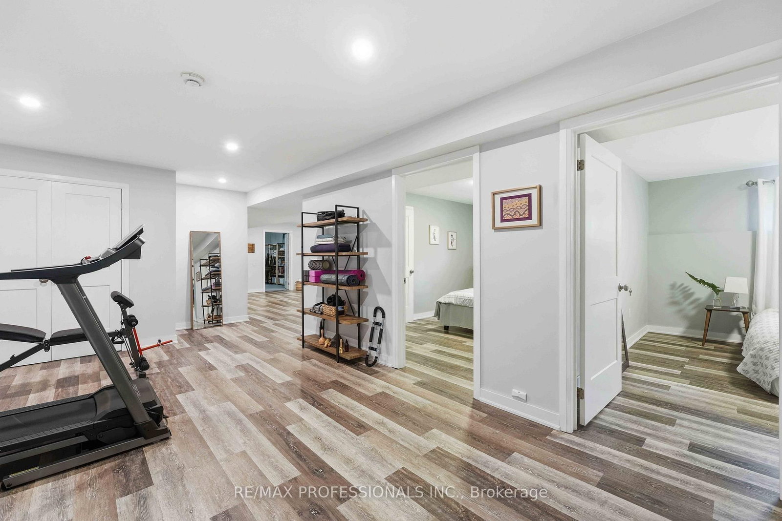 101 Maple Avenue • Georgina, ON photo 33