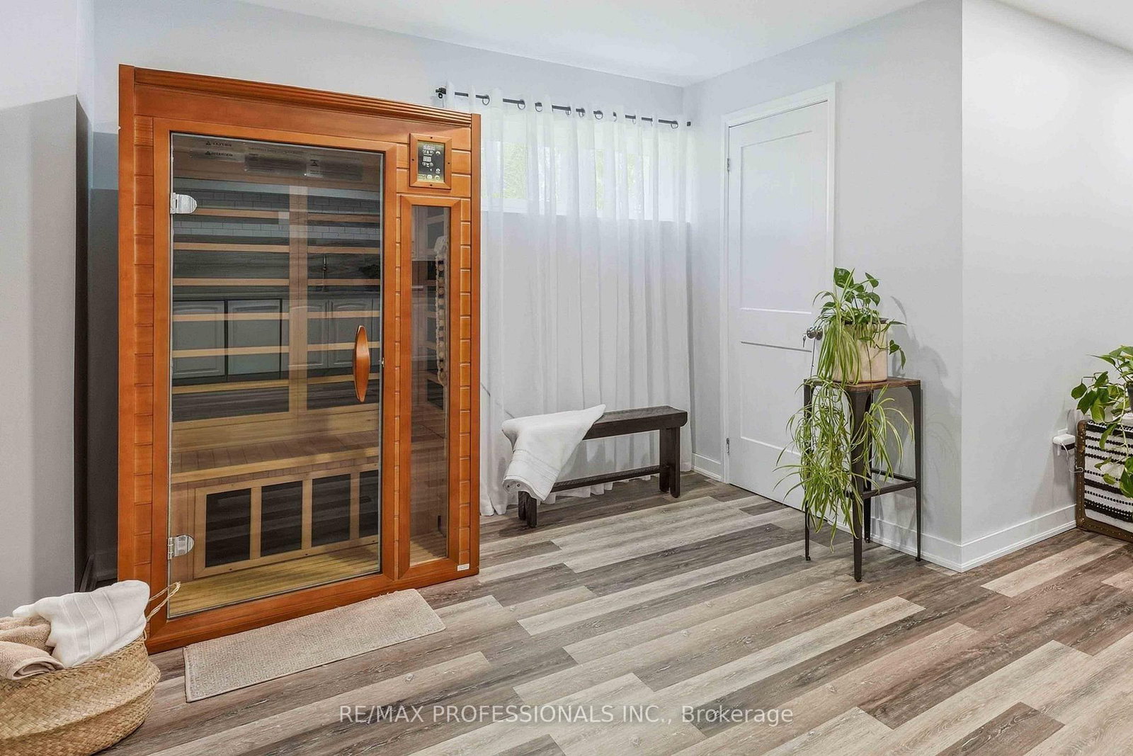 101 Maple Avenue • Georgina, ON photo 38