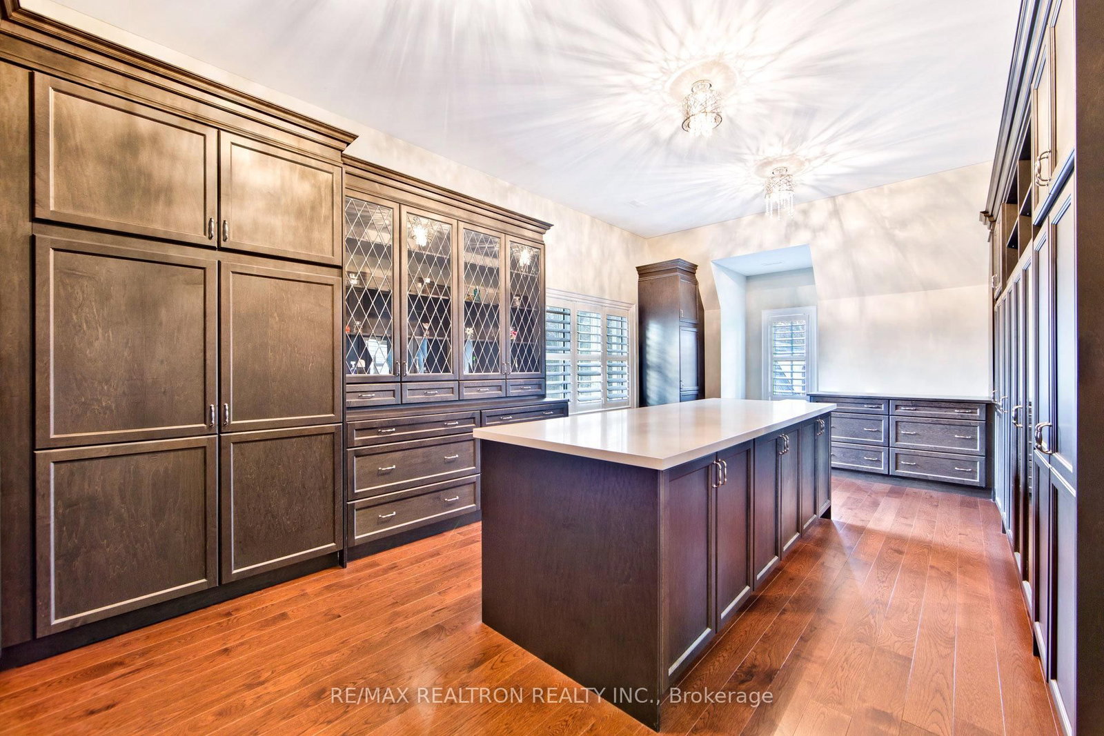 138 Centre Street • Vaughan, ON photo 35