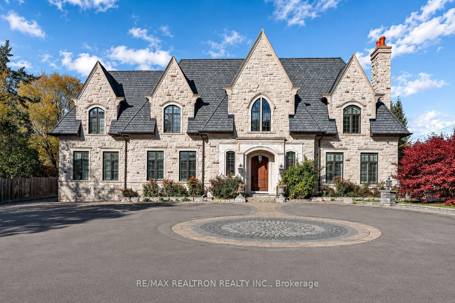 138 Centre Street • Vaughan, ON photo 5