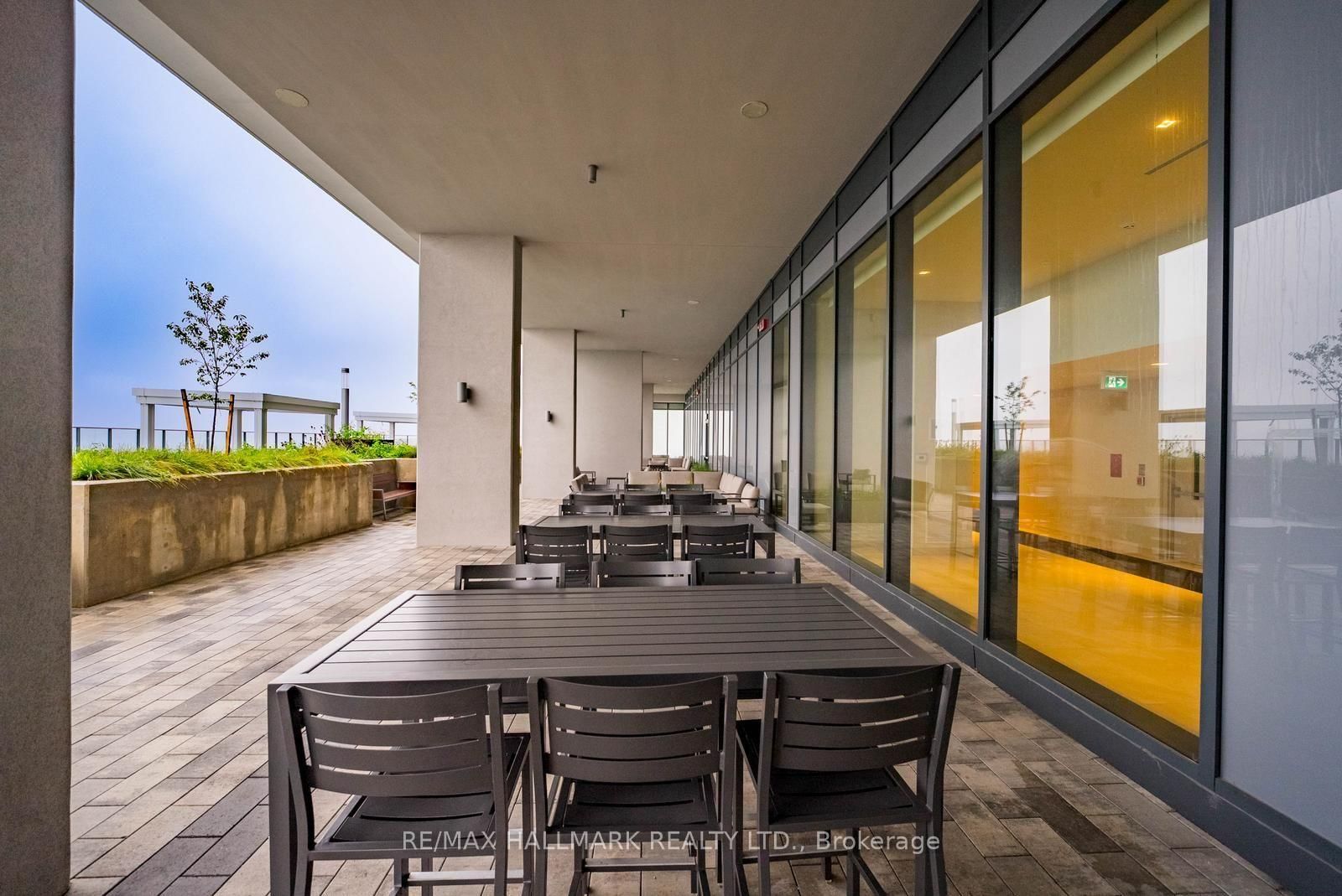 1706-8960 Jane St, Vaughan, view 20