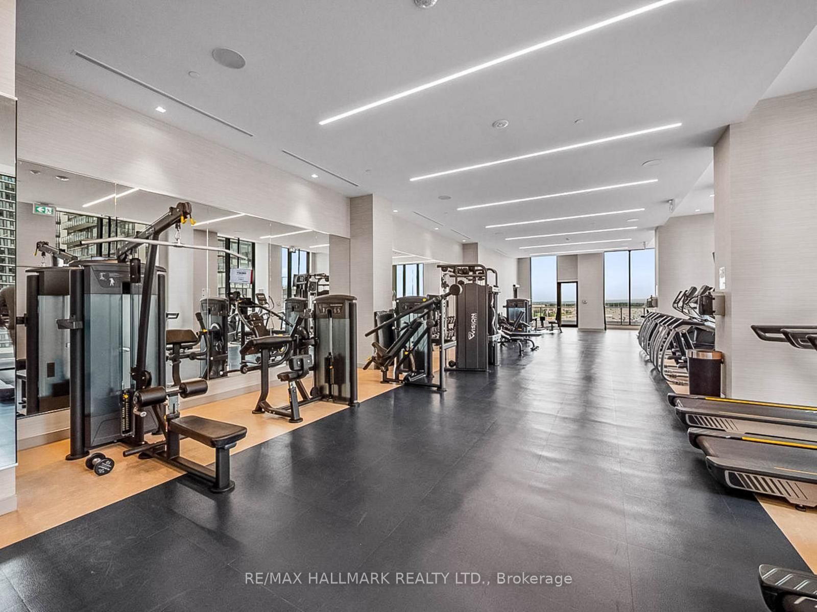 1706-8960 Jane St, Vaughan, view 38