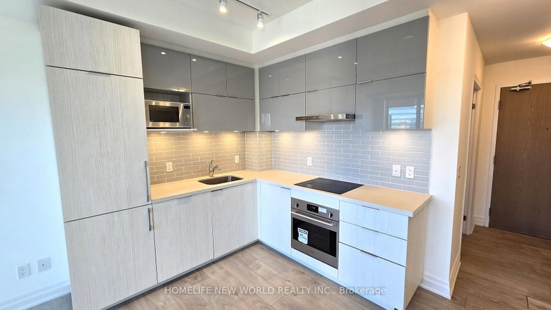 8 Rouge Valley Dr W photo 5