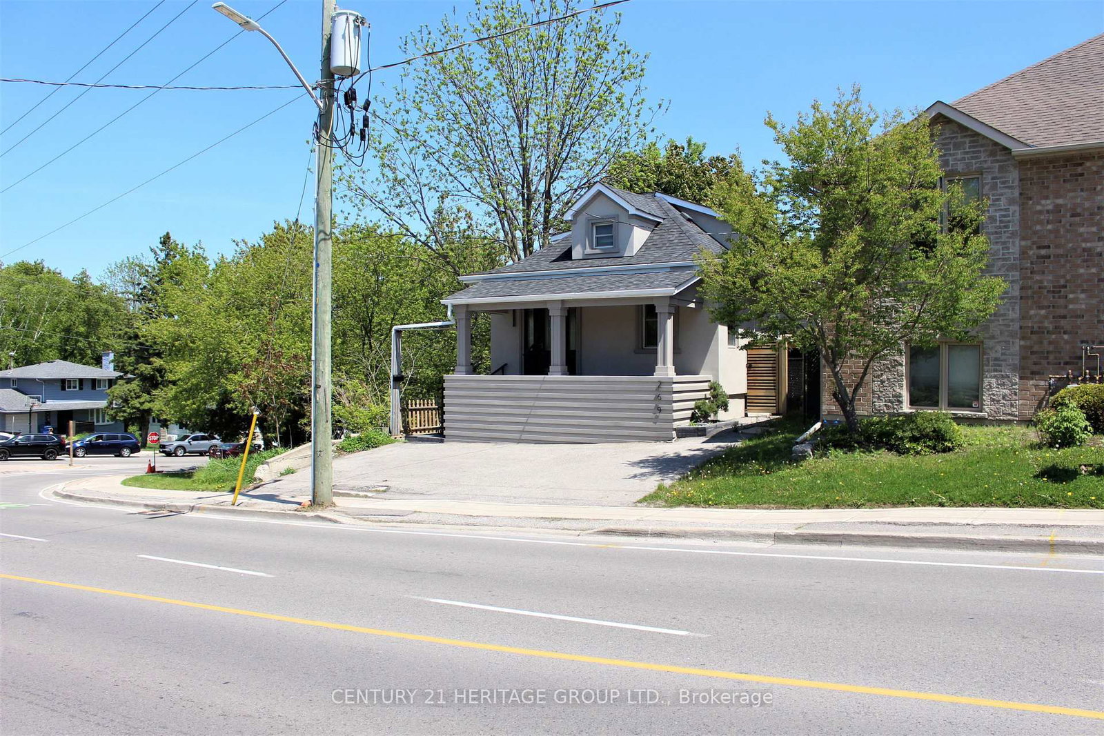 269 Prospect Street • Newmarket, ON photo 2
