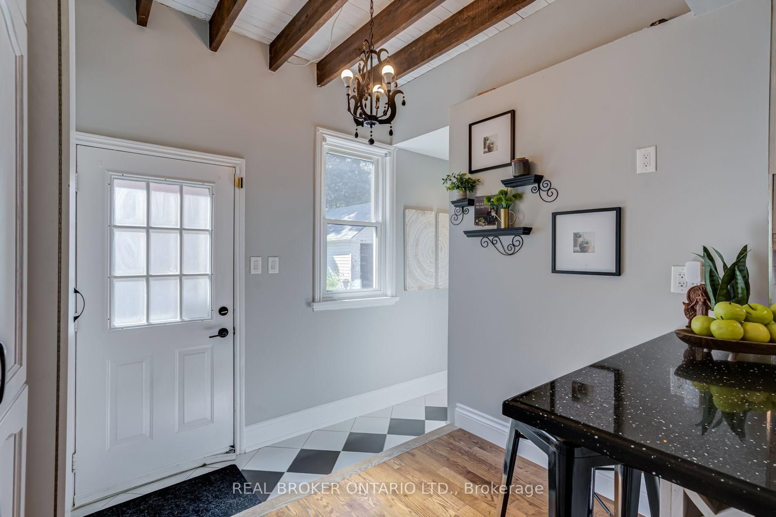 30 Elizabeth Street S • Richmond Hill, ON photo 20