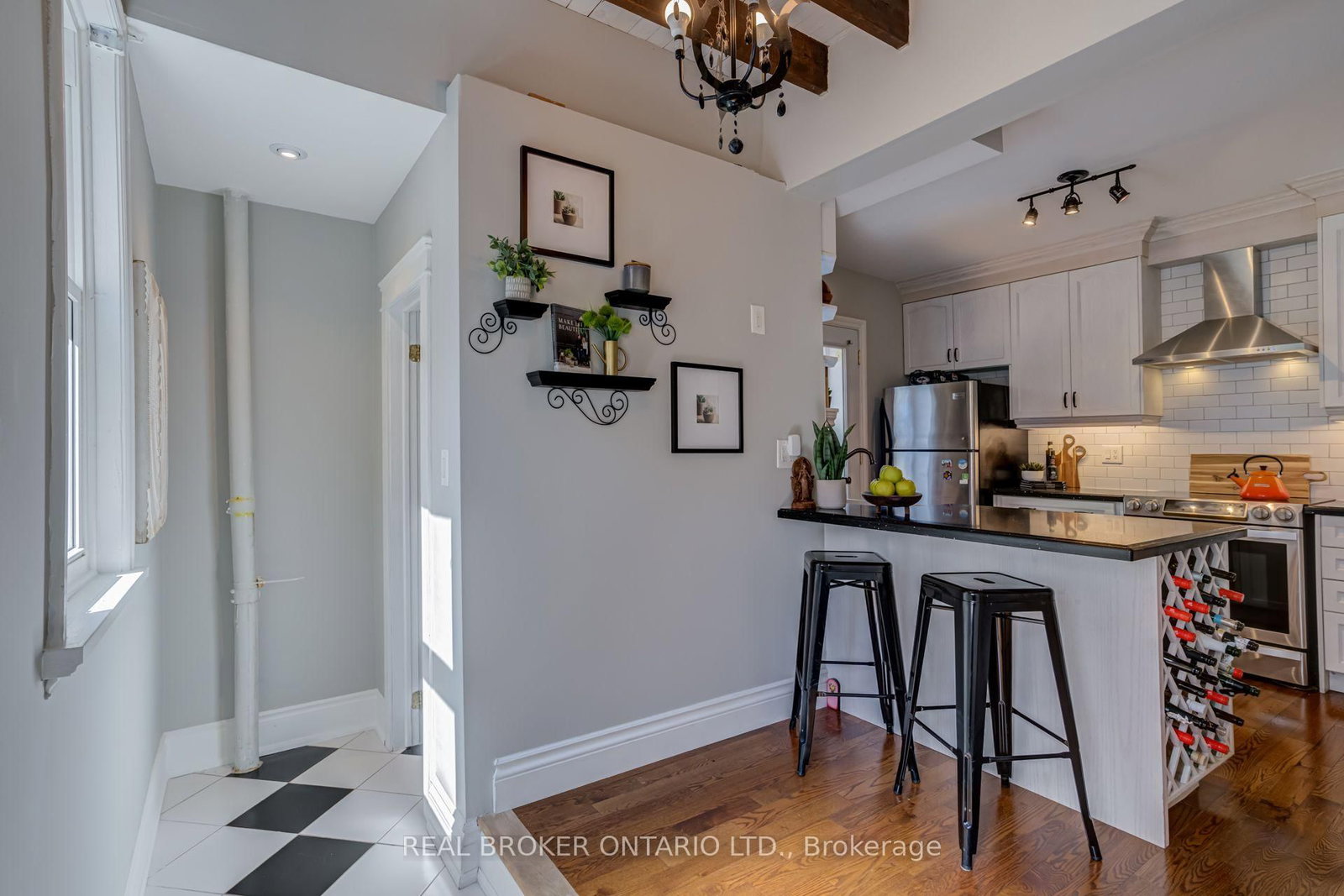30 Elizabeth Street S • Richmond Hill, ON photo 22
