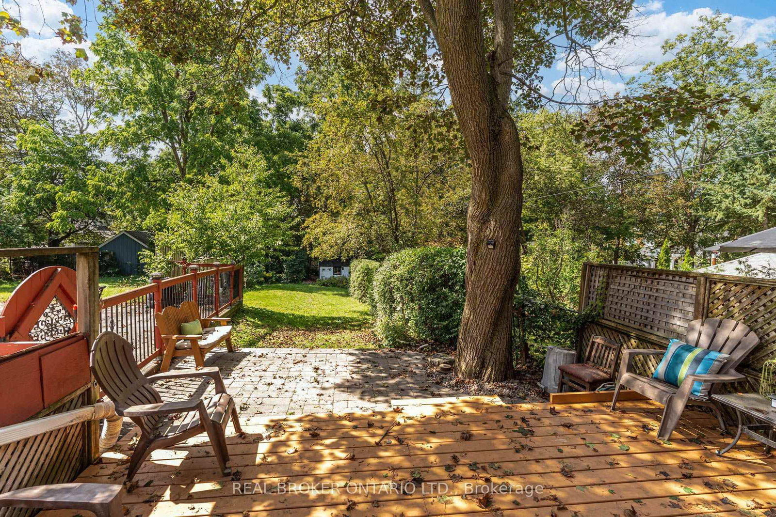 30 Elizabeth Street S • Richmond Hill, ON photo 36