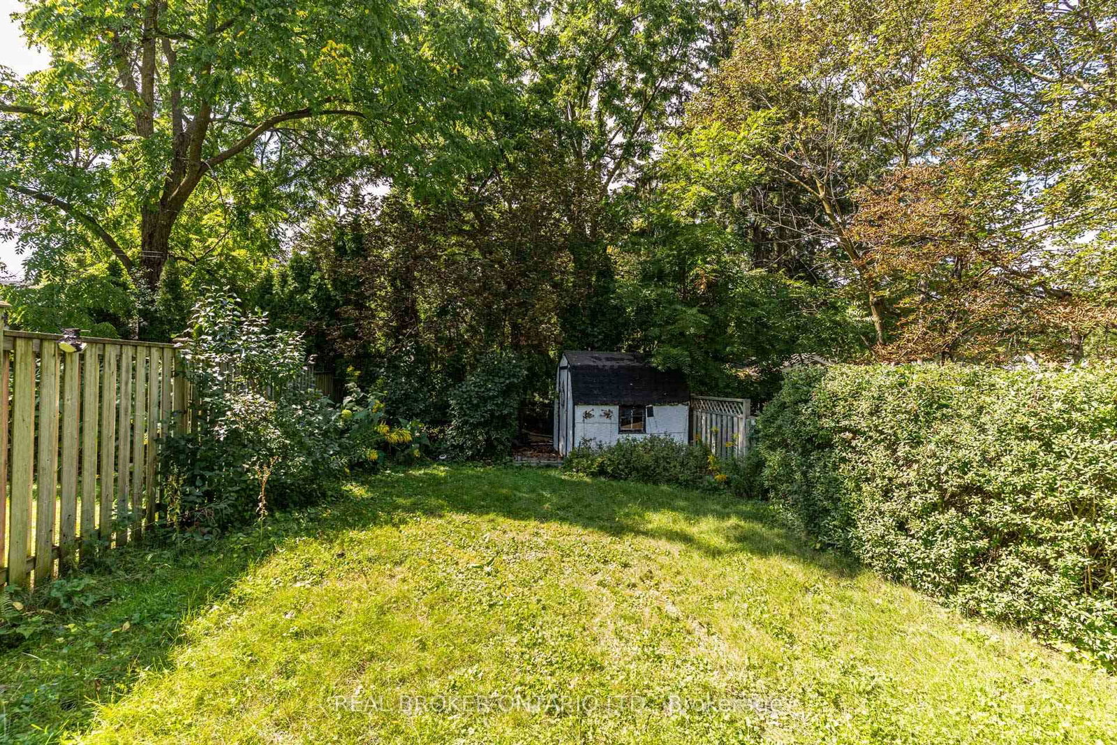 30 Elizabeth Street S • Richmond Hill, ON photo 39