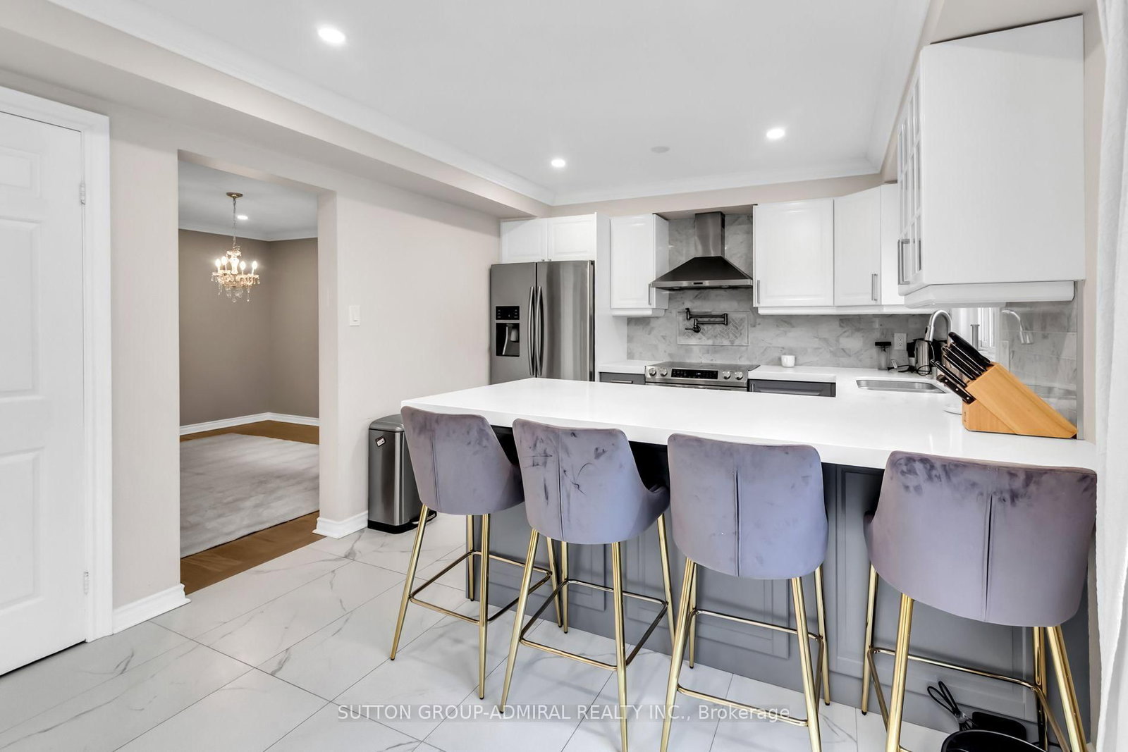 Main & 2nd-119 Mccabe Cres, Vaughan, view 11