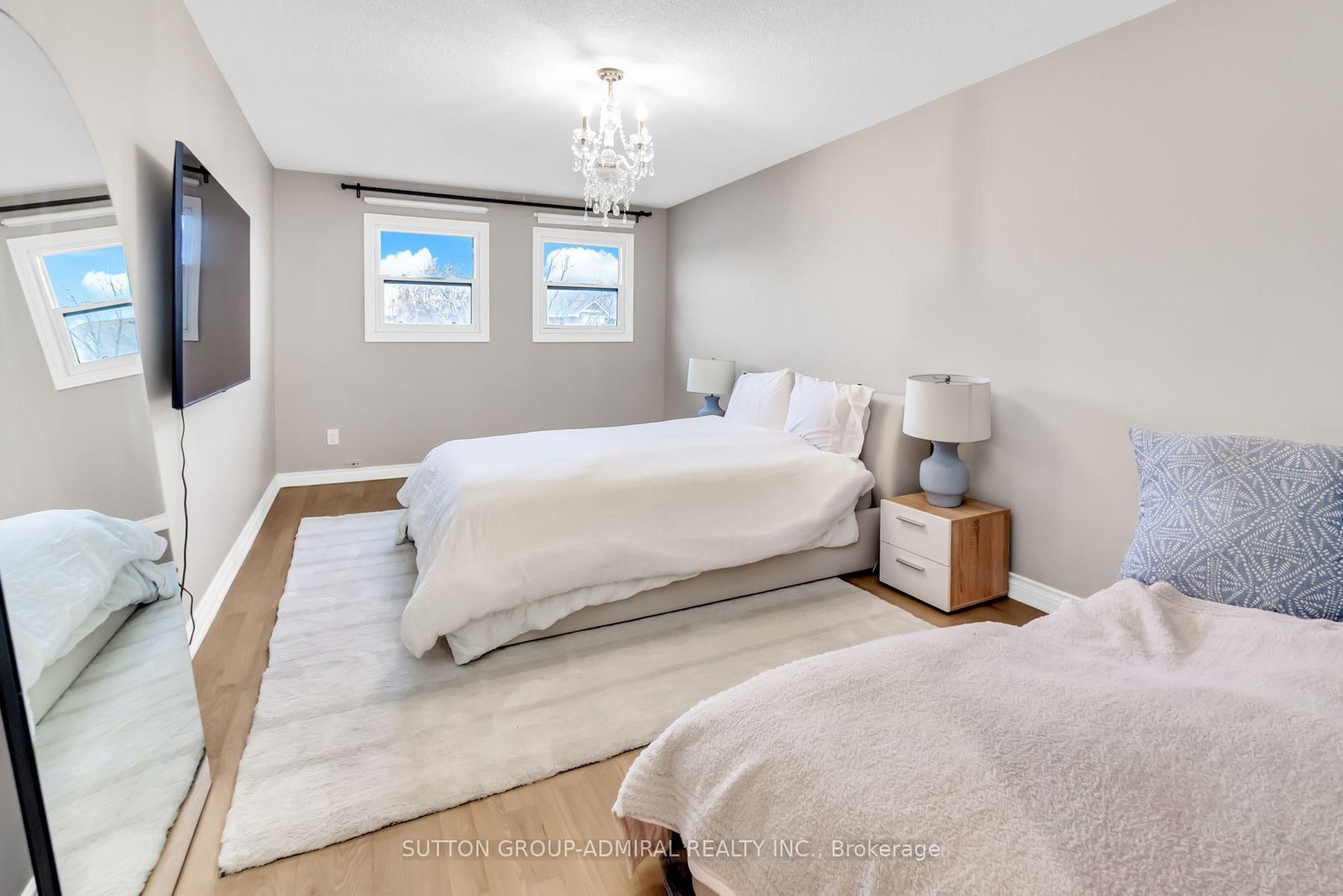 Main & 2nd-119 Mccabe Cres, Vaughan, view 16