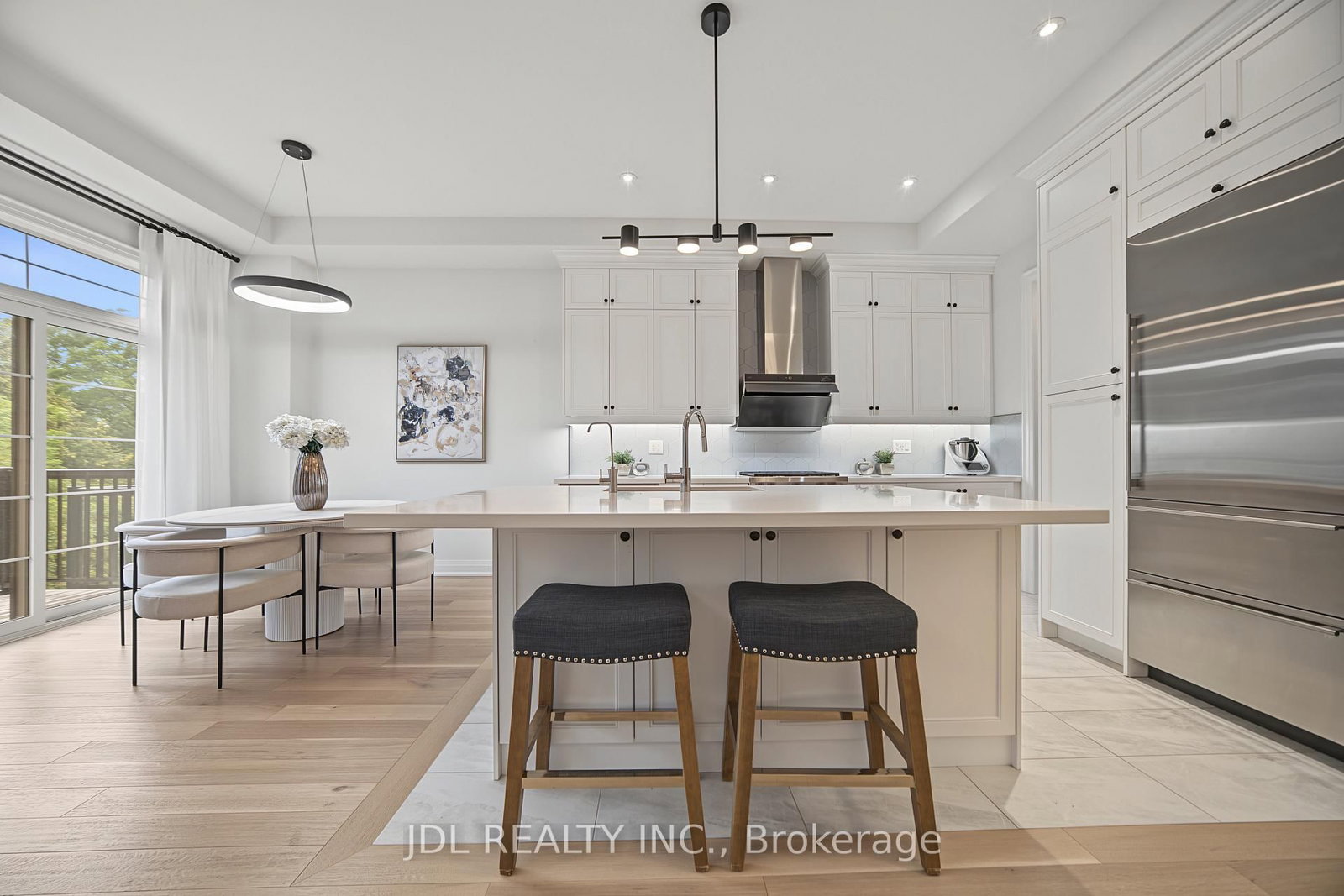 41 West Village Lane • Markham, ON photo 12