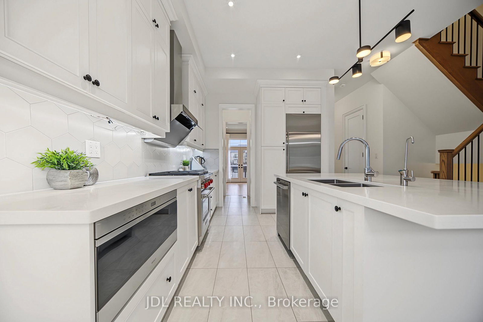 41 West Village Lane • Markham, ON photo 13
