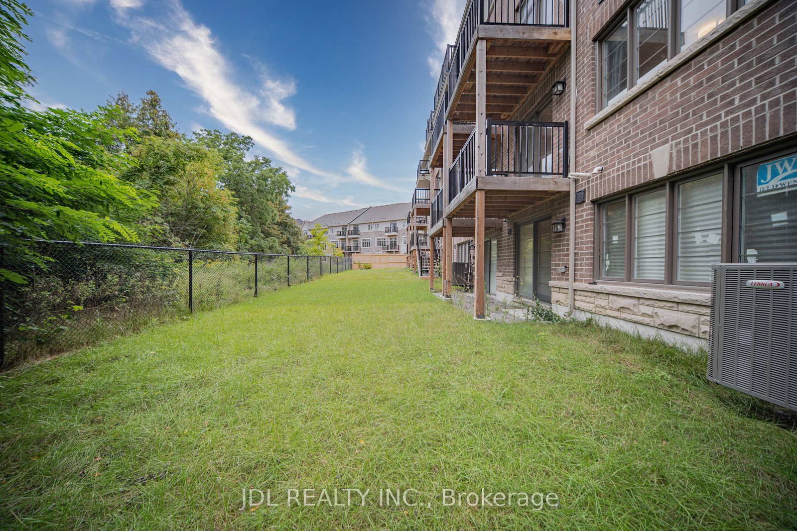 41 West Village Lane • Markham, ON photo 46