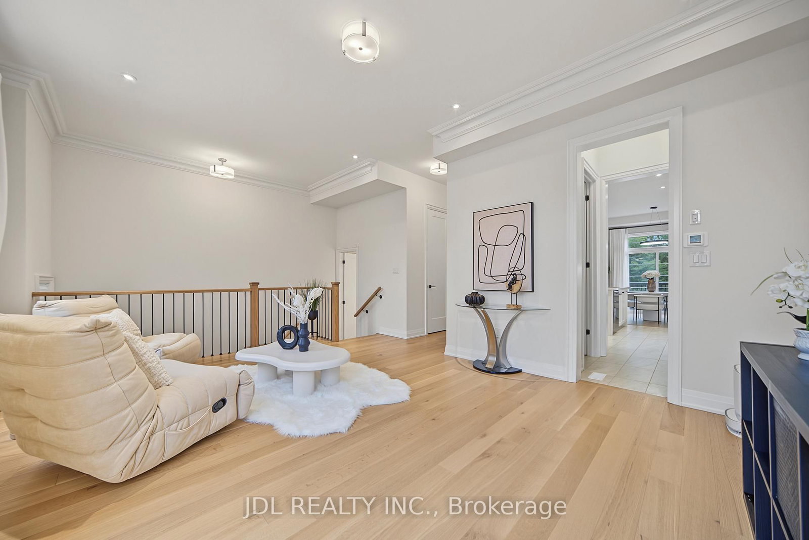 41 West Village Lane • Markham, ON photo 9