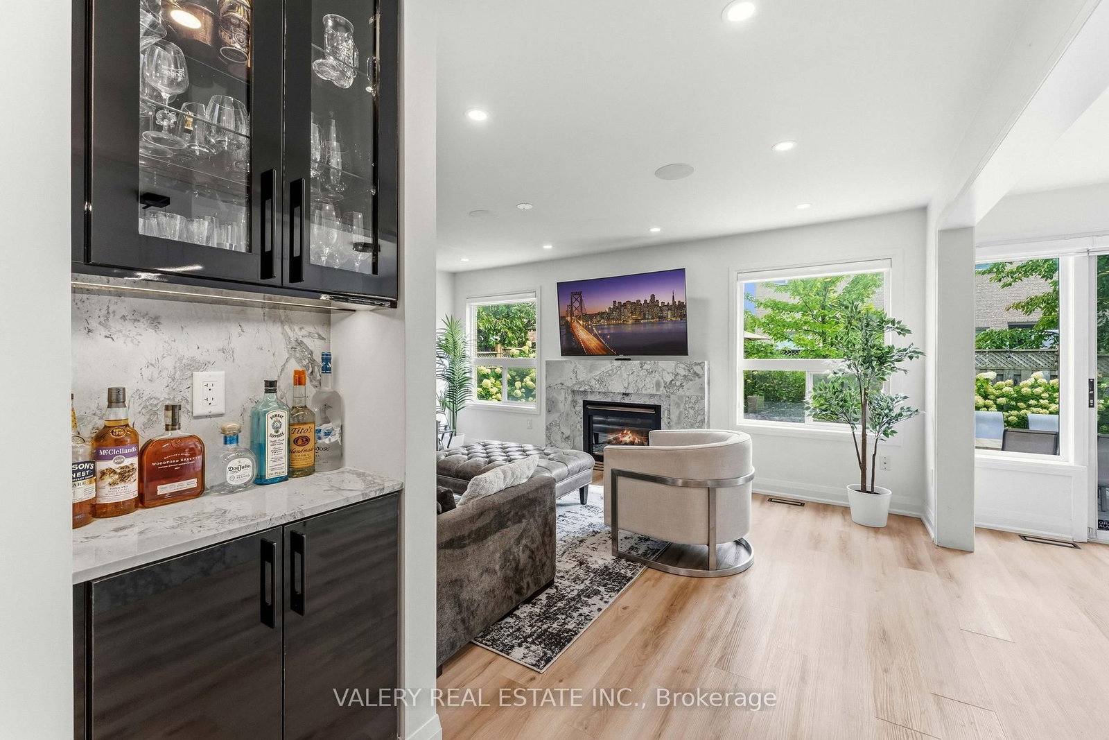 9 Vanguard Road • Vaughan, ON photo 11