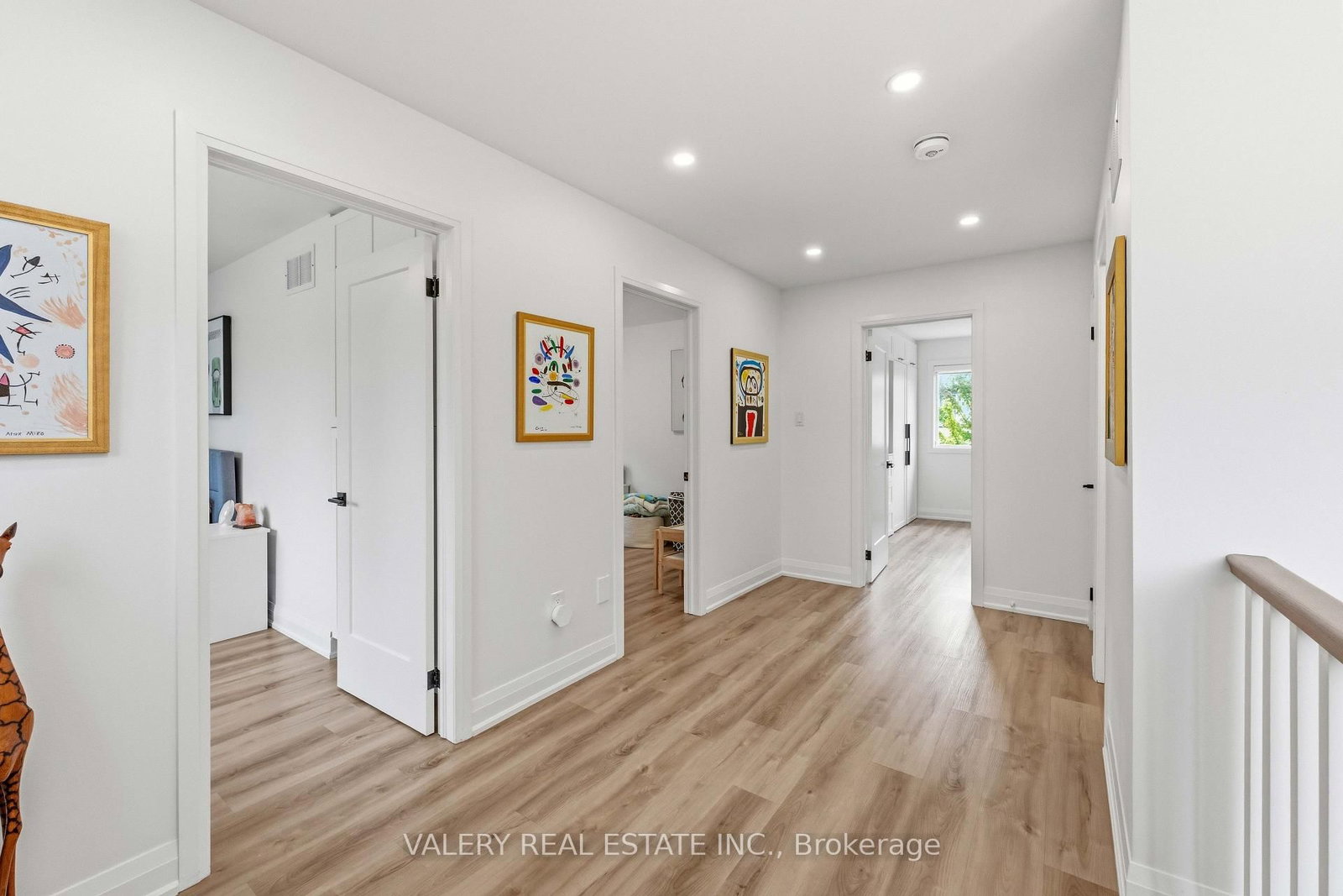 9 Vanguard Road • Vaughan, ON photo 17