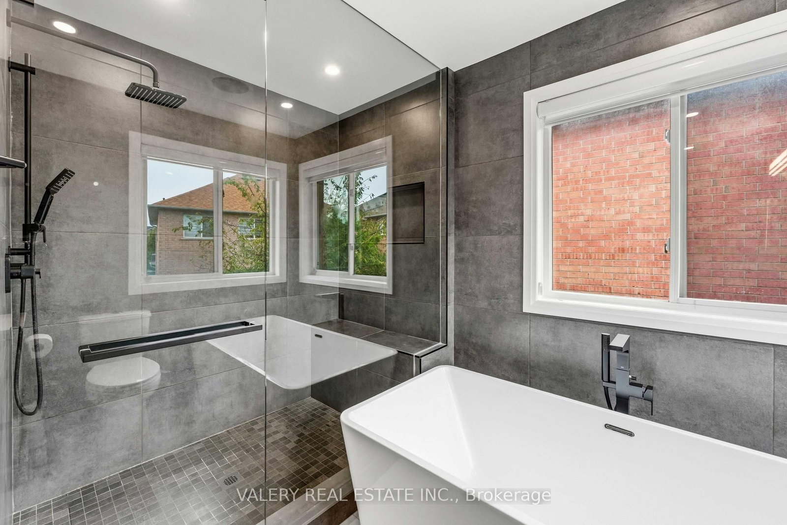9 Vanguard Road • Vaughan, ON photo 22
