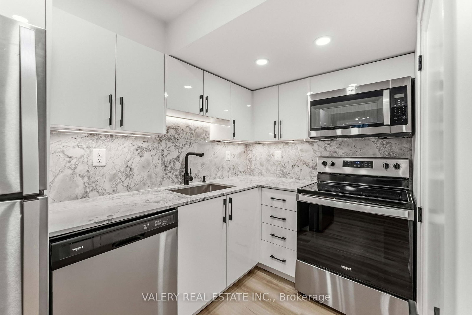 9 Vanguard Road • Vaughan, ON photo 30