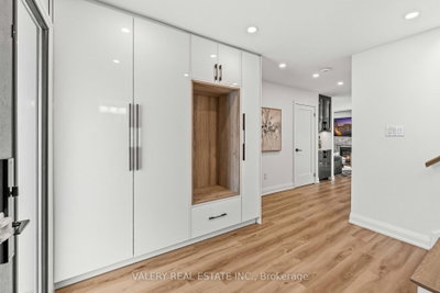 9 Vanguard Road • Vaughan, ON photo 5