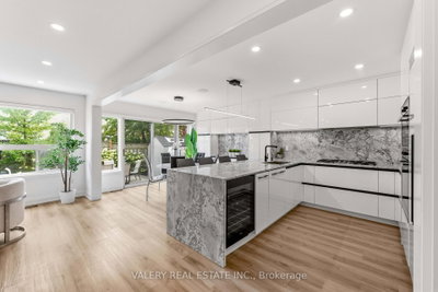 9 Vanguard Road • Vaughan, ON photo 6