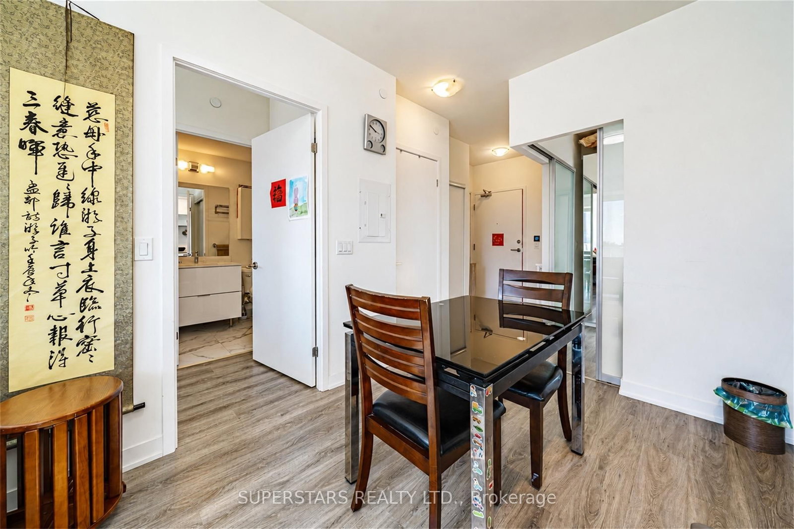 2 David Eyer Road • #230 • Richmond Hill, ON photo 11
