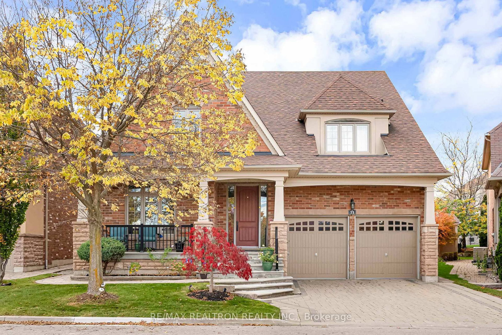 71 Glengordon Crescent • Markham, ON photo 1