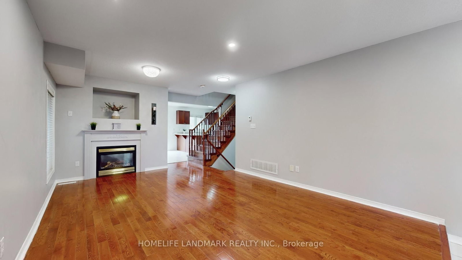 48 Outlook Terrace Drive • Markham, ON photo 6