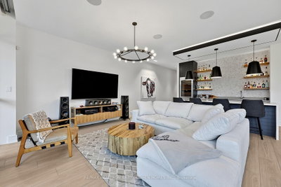 3674 Ferretti Court • Innisfil, ON photo 6
