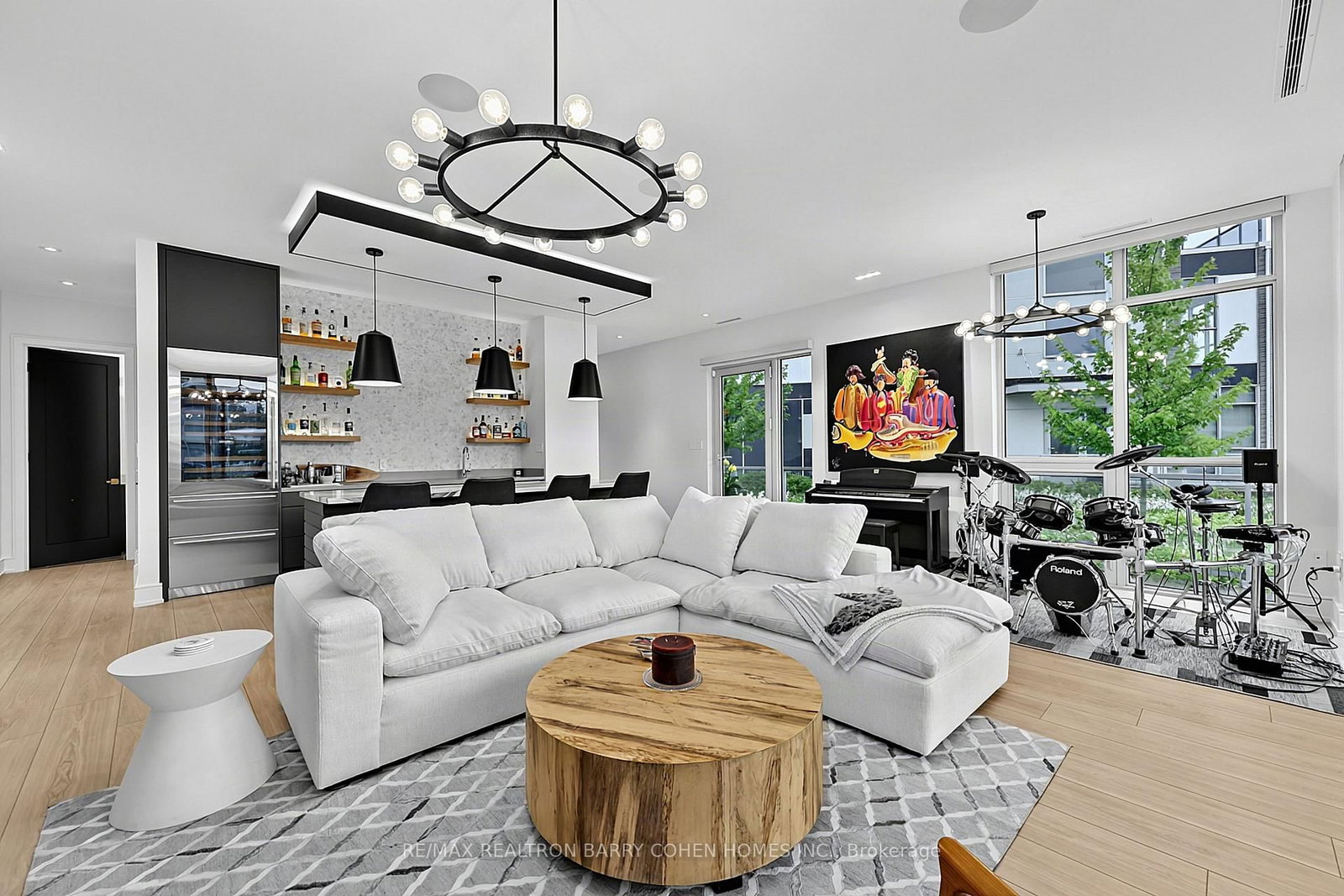 3674 Ferretti Court • Innisfil, ON photo 8