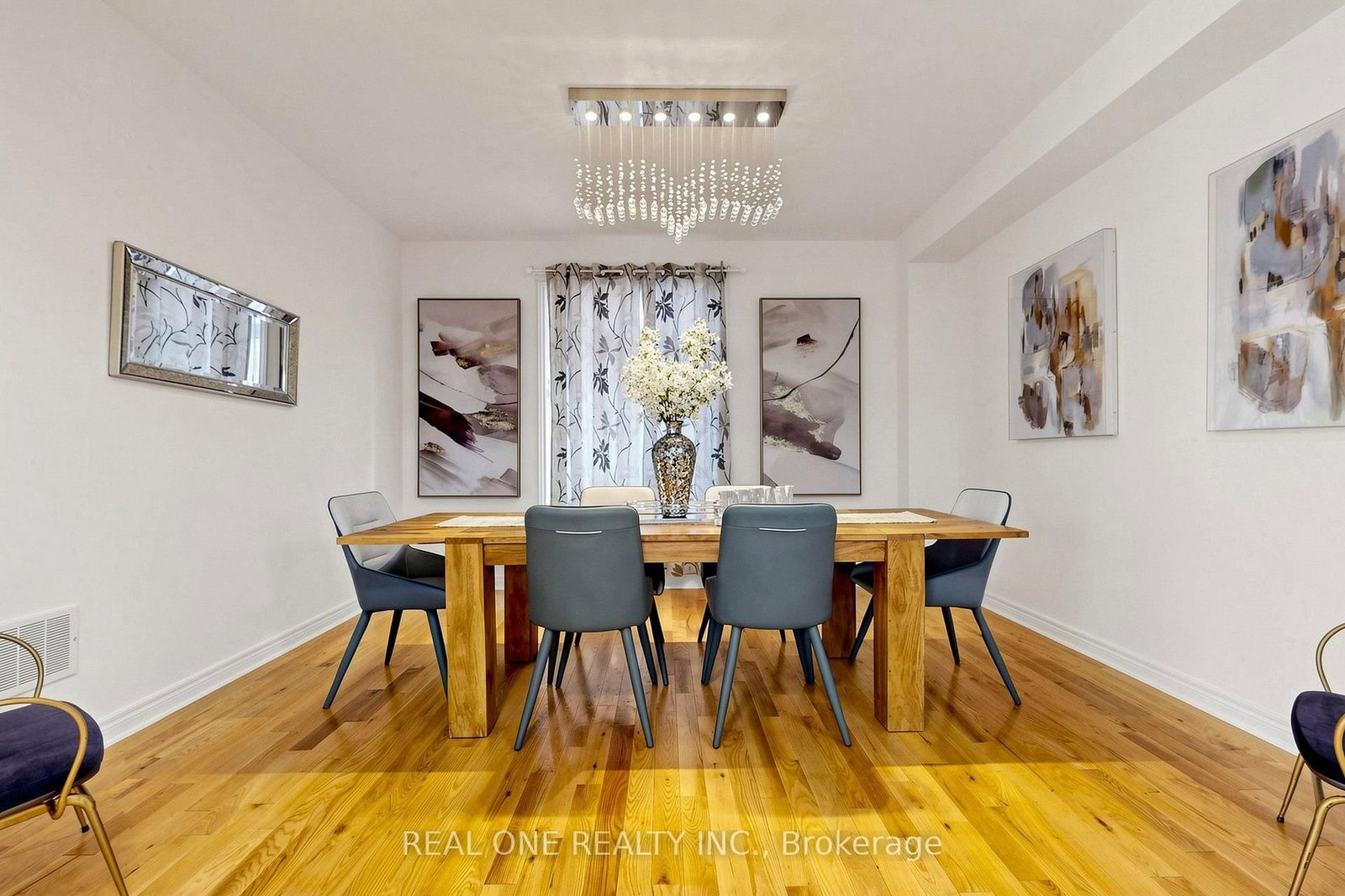 48 Lanark Street • Bradford West Gwillimbury, ON photo 11