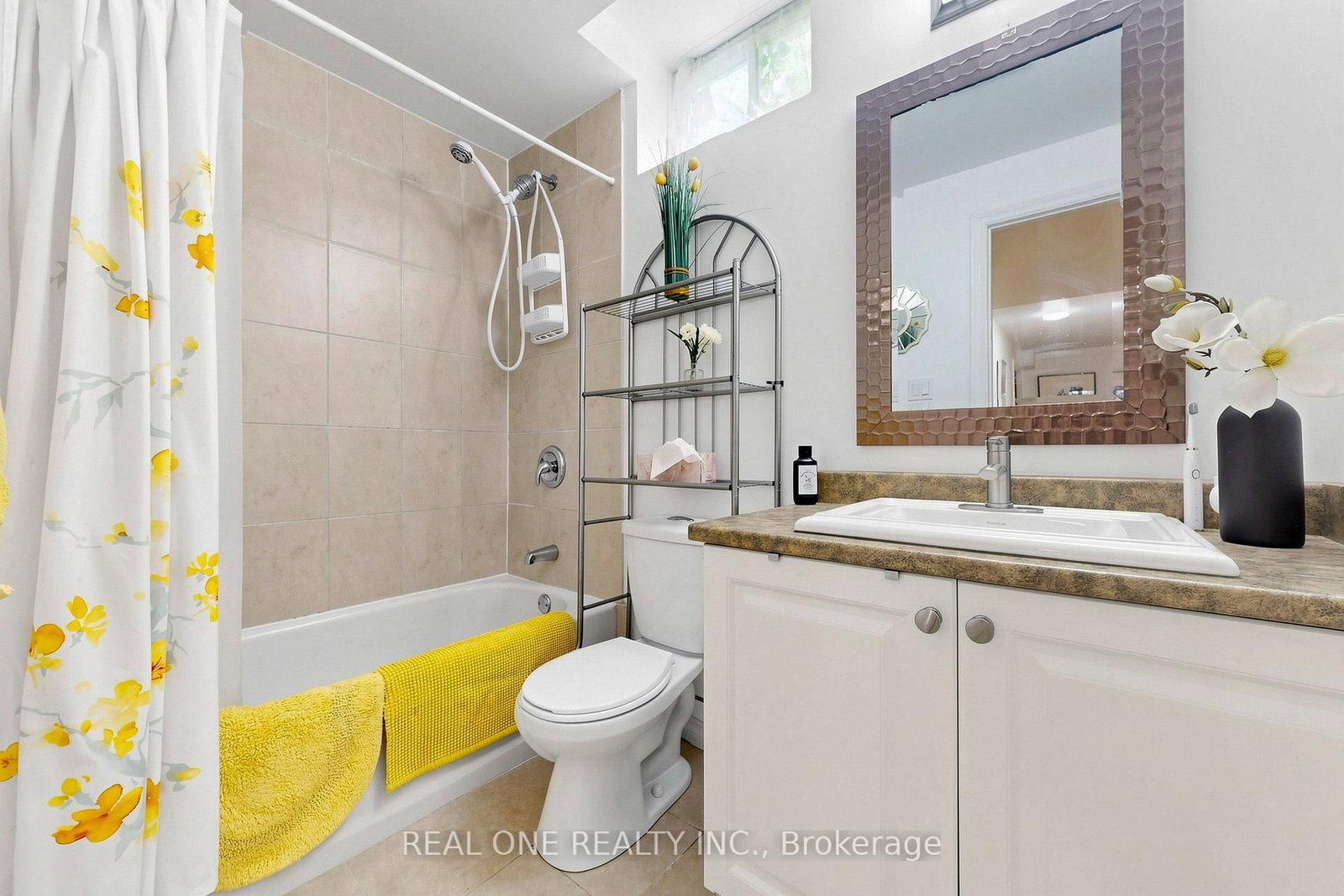 48 Lanark Street • Bradford West Gwillimbury, ON photo 36