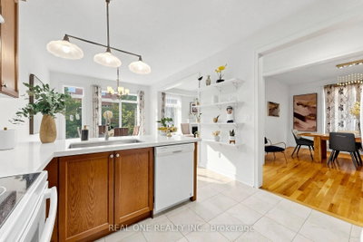 48 Lanark Street • Bradford West Gwillimbury, ON photo 8