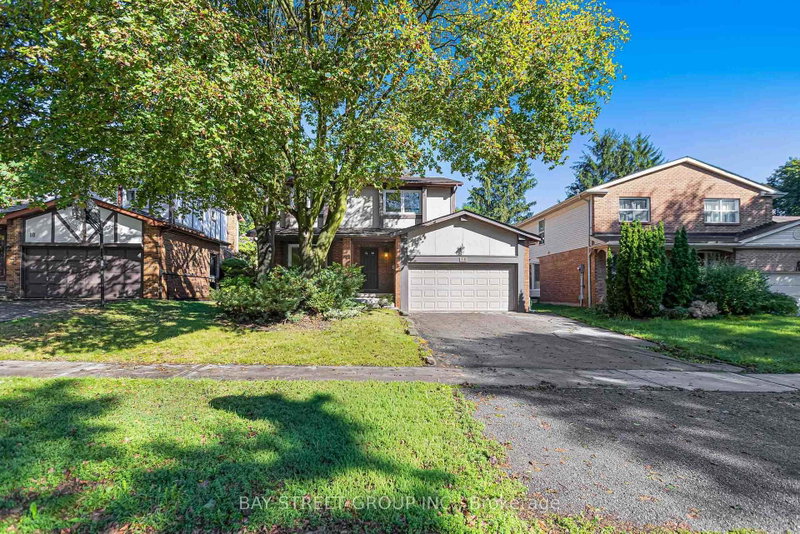16 Innisbrook Crescent